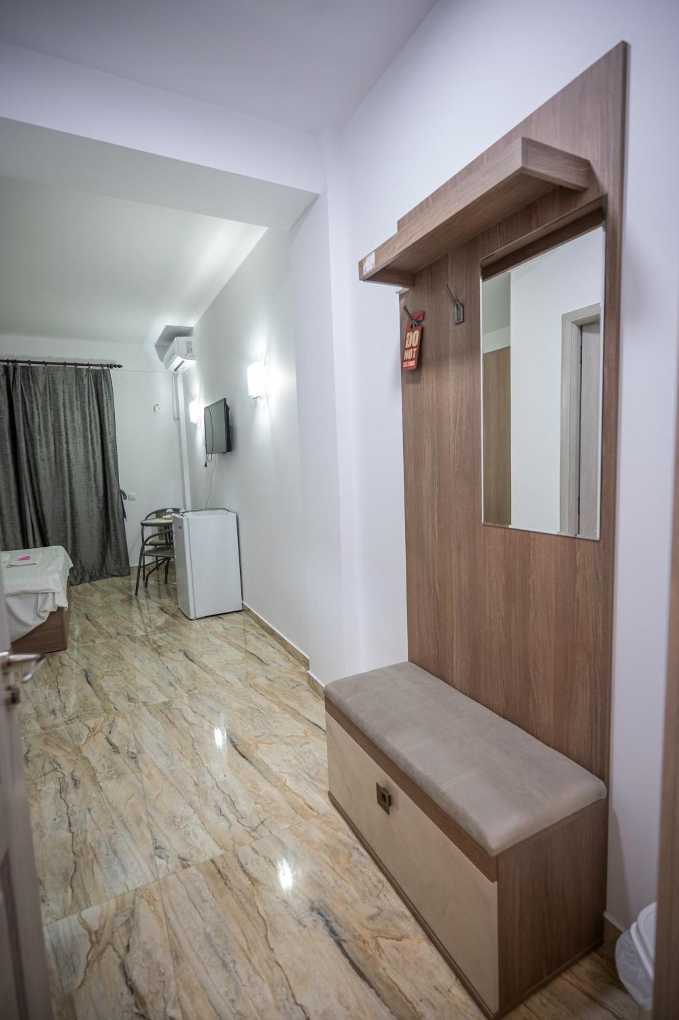 Hotel Damar 科斯蒂内什蒂 外观 照片