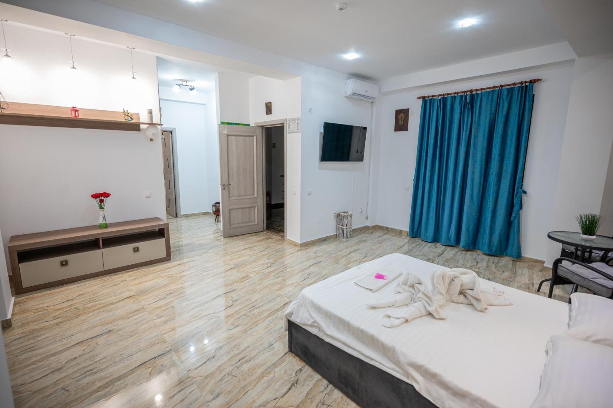 Hotel Damar 科斯蒂内什蒂 外观 照片